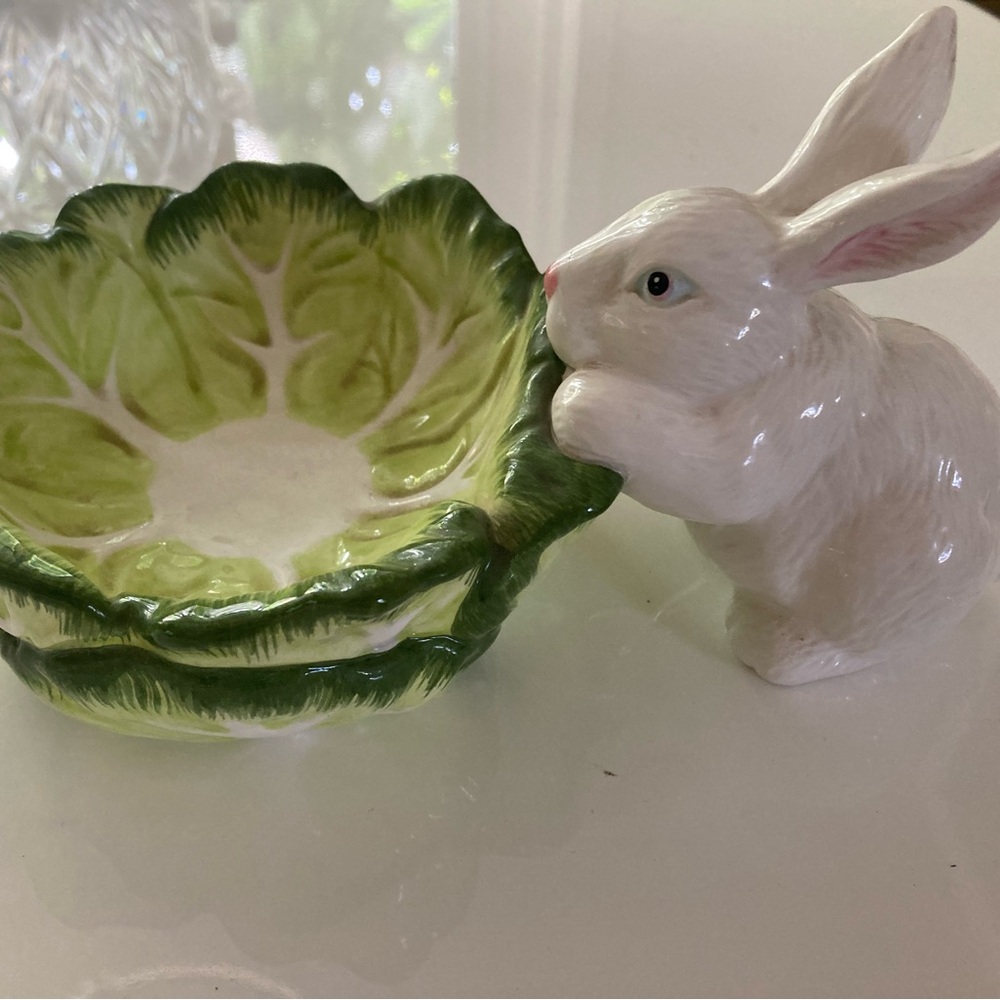 Bunny and cabbage dish, Department 56 - Picture 3 of 4
